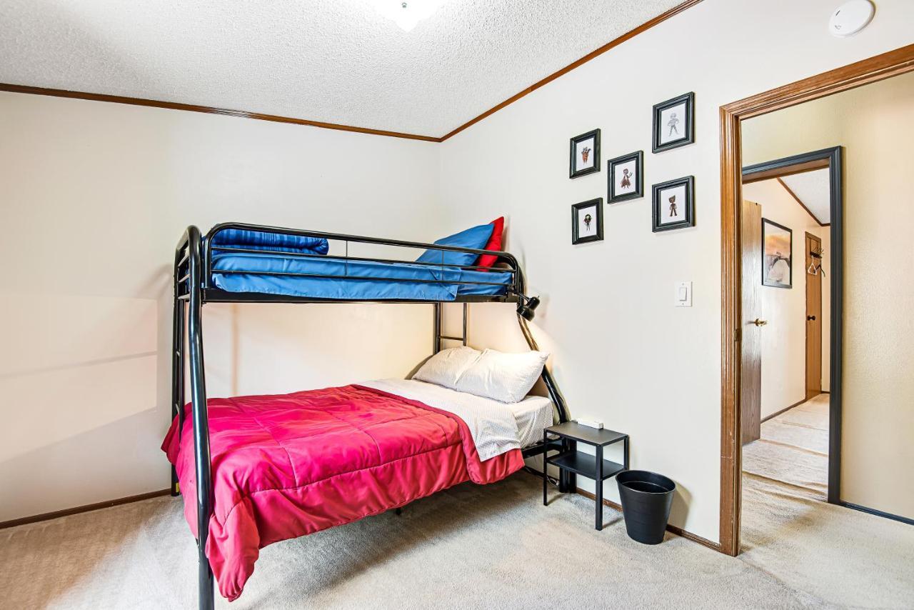 Rocky Mountain Rustic Villa Colorado Springs Exterior photo